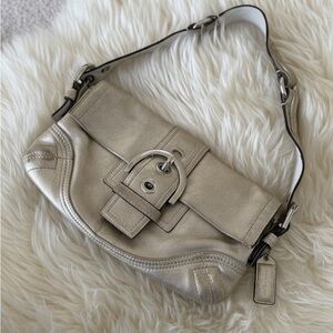 Y2K vintage coach shoulder bag Silver hardware